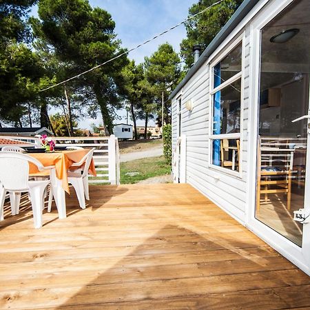 Toscana Holiday Village Монтополі-ін-Валь-д'Арно Екстер'єр фото